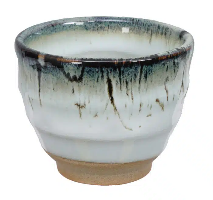 Schwarz / Weiße handgemachte Tasse  - 8,5 x 6,9 cm – Bild 2