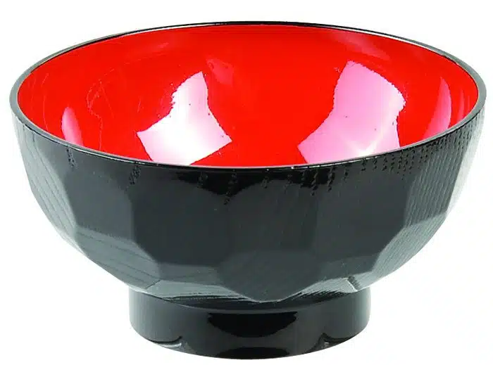 Schwarz / Rote Schale - Lackware - 11,5 x 6 cm