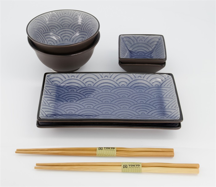 Tokyo Design Studio – Glassy Blue Giftset – Golven – 8 pcs