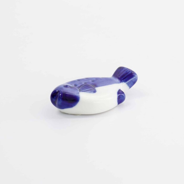 Tokyo Design Studio - Essstäbchenhalter - Fisch - Blau/Weiß – Bild 2