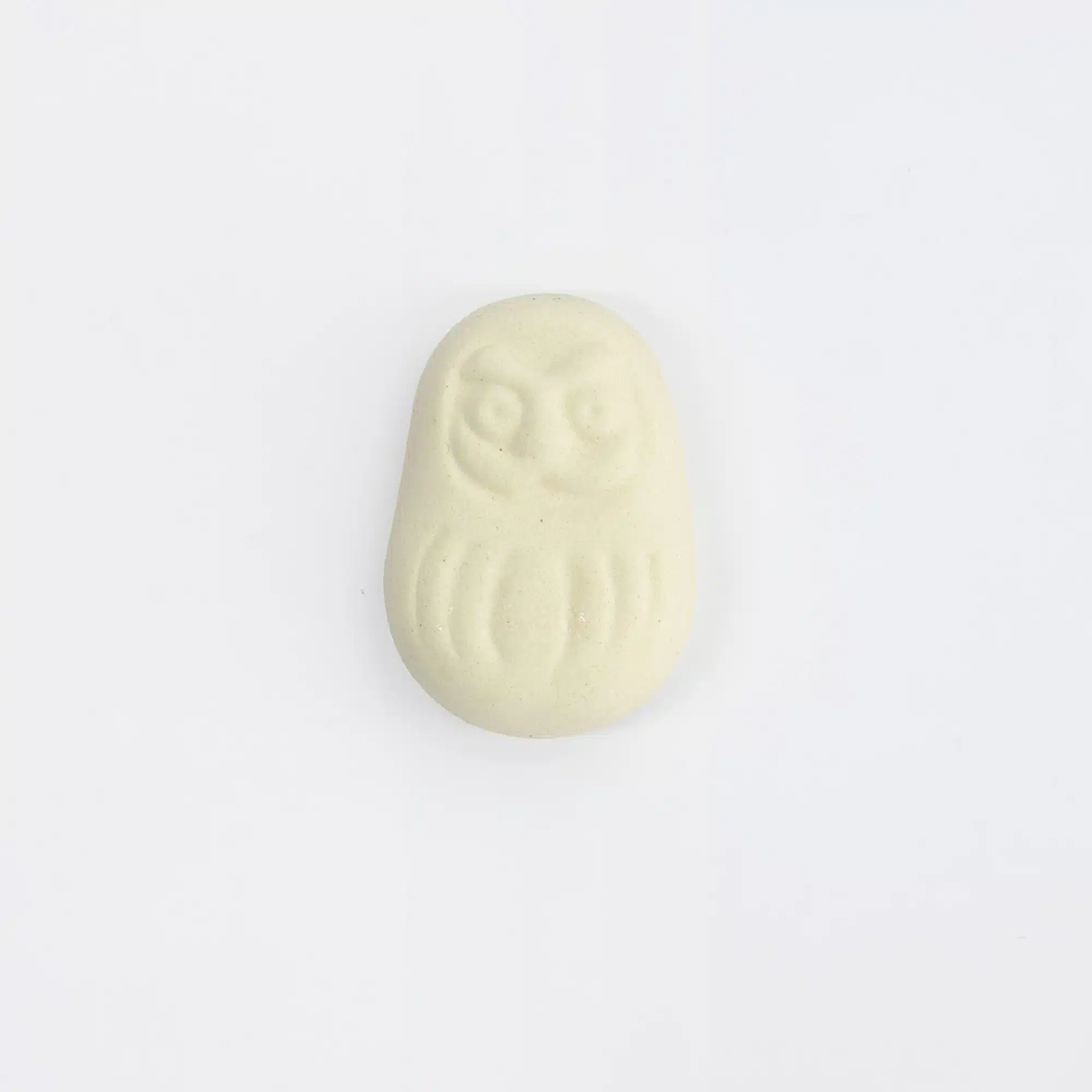 Tokyo Design Studio – Kawaii – Essstäbchenhalter – Daruma Monaka – 3x4,1x1,2 cm – Bild 3