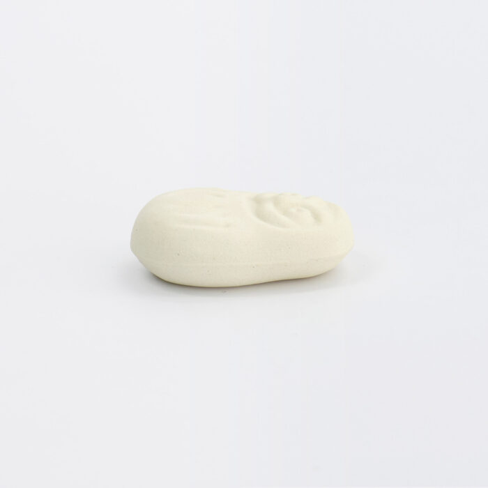 Tokyo Design Studio – Kawaii – Essstäbchenhalter – Daruma Monaka – 3x4,1x1,2 cm – Bild 4