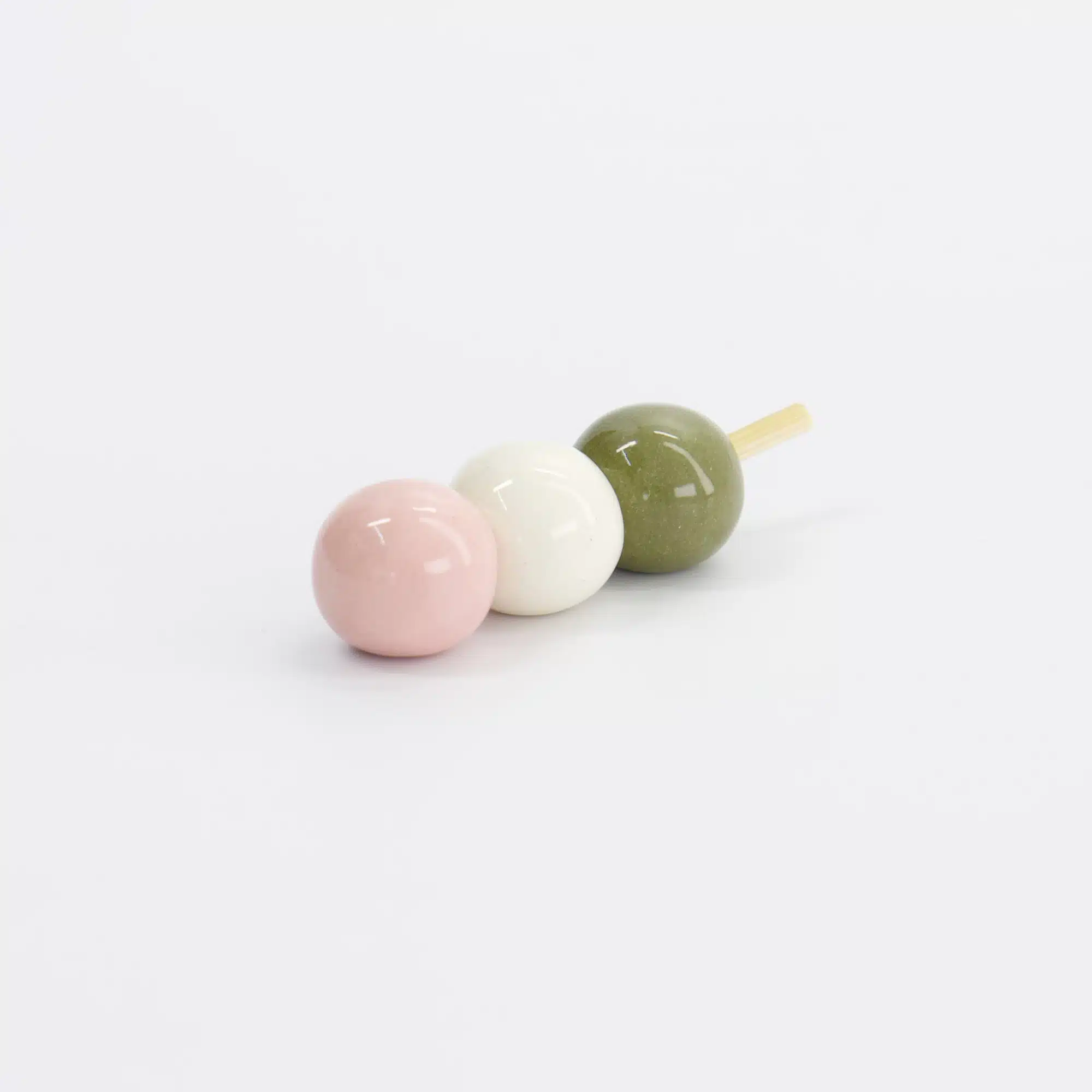 Tokyo Design Studio – Kawaii – Chopstick Houder – 3 Kleuren Dango – 5x1.5x1.5cm