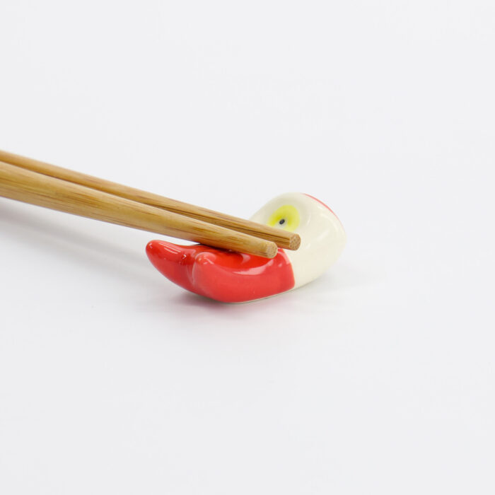 Tokyo Design Studio – Kawaii – Essstäbchenablage – Koinobori Rot – 3,6x1,8x1,5 cm – Bild 2