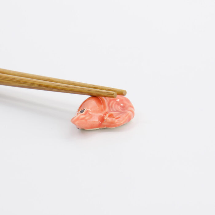 Tokyo Design Studio – Kawaii – Essstäbchenhalter – Garnele – 4.7x2.7x1.3cm – Bild 3