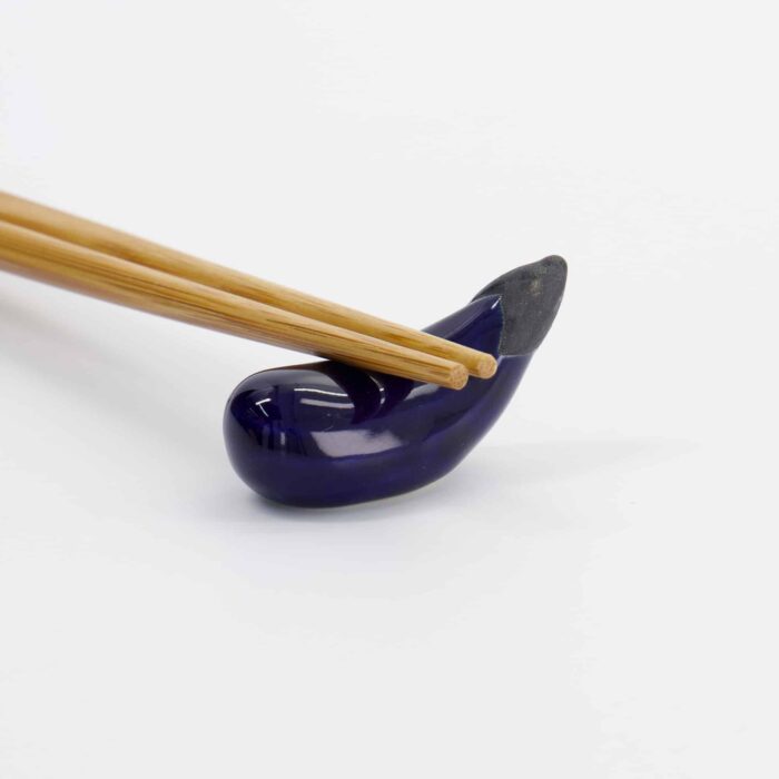 Tokyo Design Studio - Kawaii - Essstäbchenhalter - Aubergine - 5.5x1.8x1.8cm – Bild 3