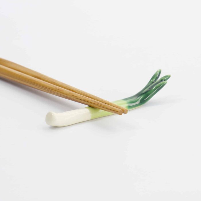 Tokyo Design Studio - Kawaii - Essstäbchenhalter - Lauch - 1.4x7.6x1.4cm – Bild 2