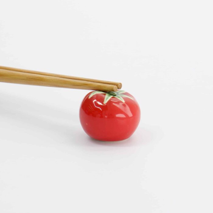 Tokyo Design Studio - Kawaii - Essstäbchenhalter - Tomate - 3.1x2.2cm – Bild 3