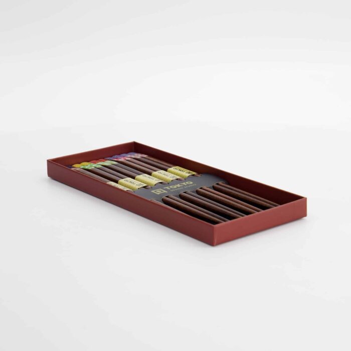 Tokyo Design Studio – Essstäbchen Geschenkset – Fünfteilig – Rot Schwarz – Bild 5